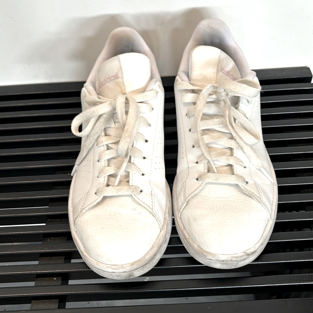 Adidas - size 8 pink